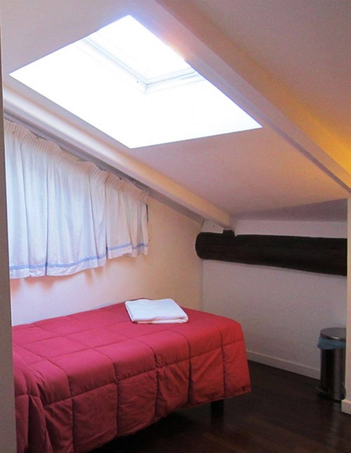 Couette-café Gioia House